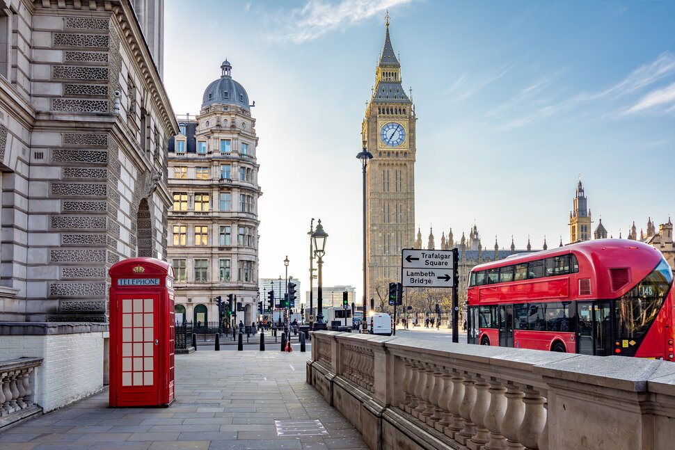 London (UK)